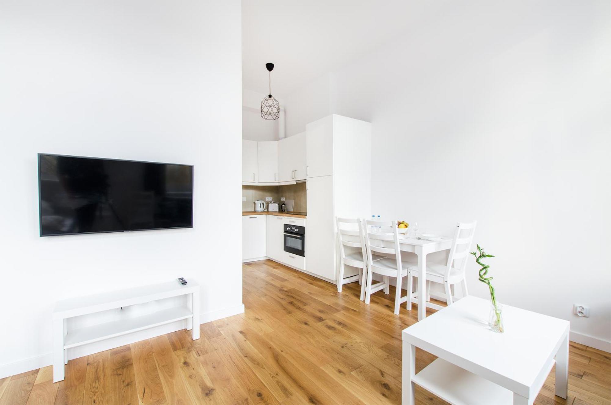 Beautiful Diamond - 10 Min Walk To Market Square! * Vratislav